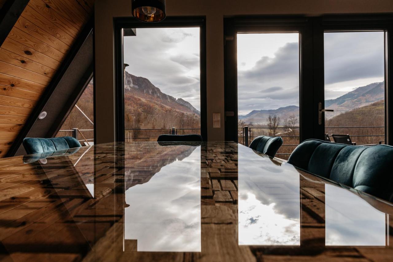 Karl'S Cabin By Black & White Panoramic ريميتيا المظهر الخارجي الصورة